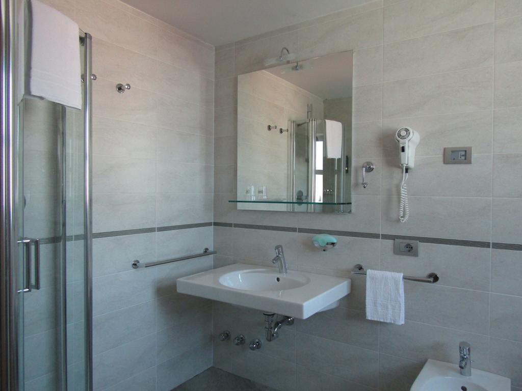 Al Marinaio Hotel Garni Trento Dış mekan fotoğraf